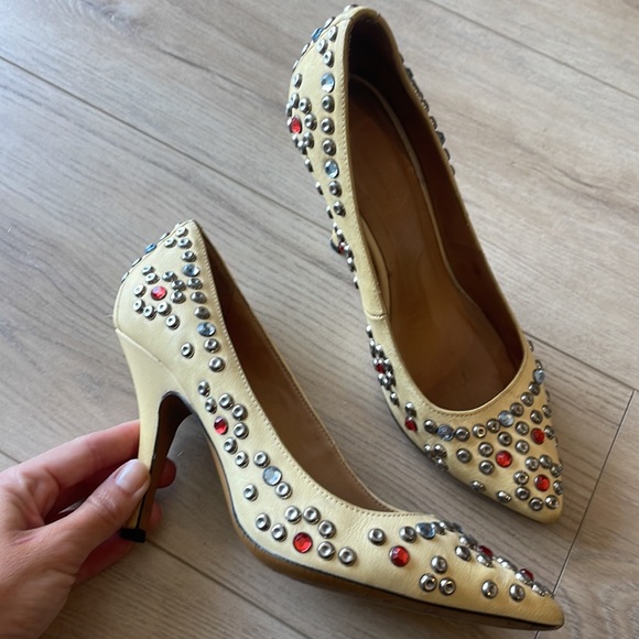 Isabel Marant vintage studded light yellow pointed heels - Picture 3 of 8